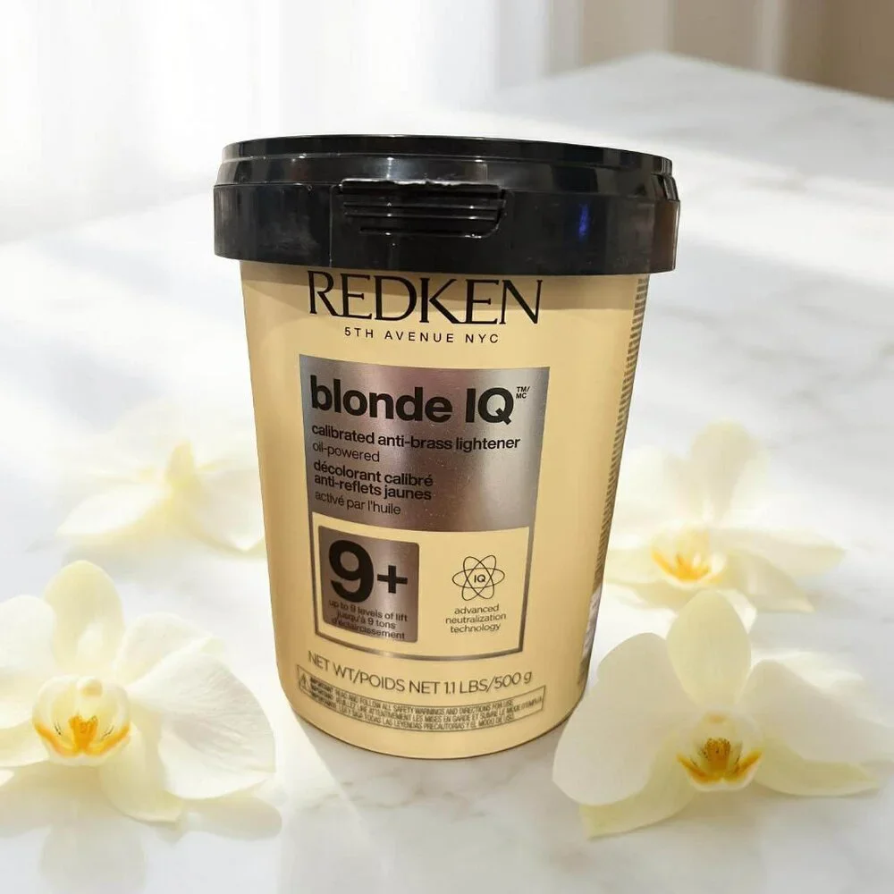 Redken Blonde IQ Calibrated Anti-Brass Lightner Oil Power Up to 9 Level 1.1 LBS